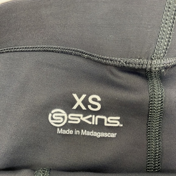 Skins compression leggings! NICE! - Picture 5 of 6